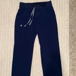 Figs Navy straight leg pants s/p